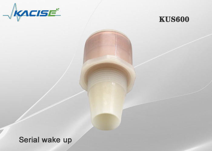 KUS600 IP68 جهاز استشعار مستوى المياه بالموجات فوق الصوتية المقاوم للماء مع نطاق 0.6m-5m و PVDF Casing