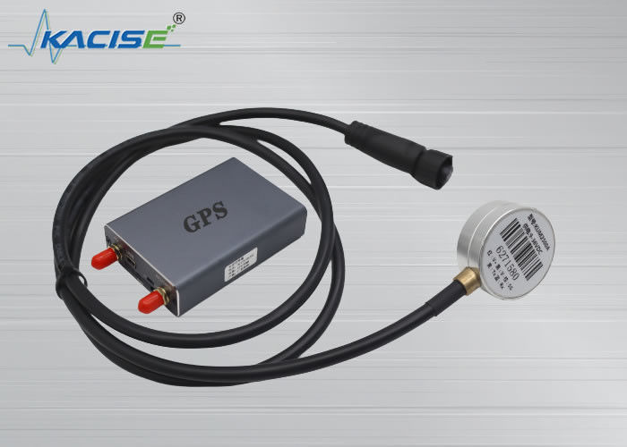 KUM2500A مستشعر مستوى الوقود بالموجات فوق الصوتية عالي الدقة 0.1 مم مع حماية IP67 وواجهة RS232/RS485/TTL