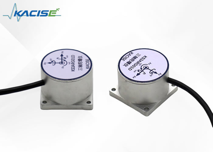10000g مستشعر MEMS الجيروسكوب التسارع المقبول مع نطاق ± 300 ° / s ووقت الاستجابة 0.1ms لأنظمة الملاحة