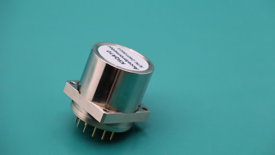 حساسية درجة الحرارة≤30ppm/°C~≤80ppm/°C أجهزة استشعار مقياس التسارع حجم Ø25.4x30mm