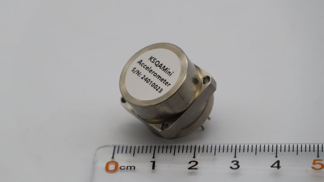 Shock Resistance Accelerometer Sensor with 1000g Tolerance and Wide Temperature Range -45°C~+125°C for High Precision 2.3~3.5mA/g Scale Factor (مستوى معدل الصدمة المتسارع)