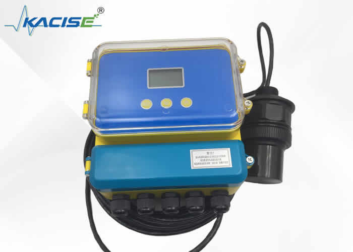 محول IP68 جهاز استشعار مستوى المياه مزدوج السلك مع مخرج RS232 وأداة عرض IP66