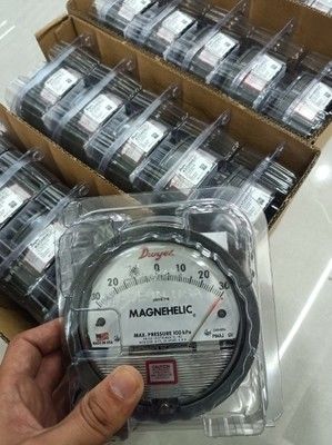 2000-125pa Dwyer مقياس ضغط التفاضل DWYER مقياس ضغط التفاضل الأصلي المستورد