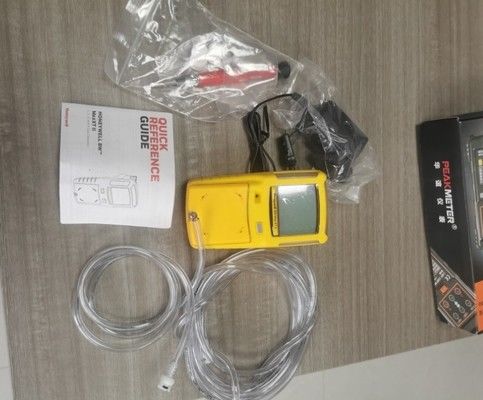 هانيول BW Max XT II كاشف غازات متعددة 8-13 ساعة بطارية وقت تشغيل نوع الإنذار البصري للسلامة الصناعية