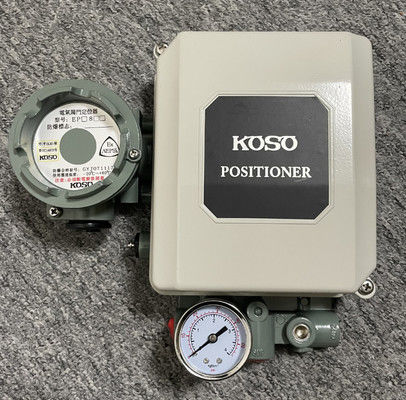 محدد موضع الصمام KOSO EPA804-L10 مع مدخل تيار مستمر 4-20 مللي أمبير وإمداد هواء 120 رطل لكل بوصة مربعة لسلسلة السفر الزاوية