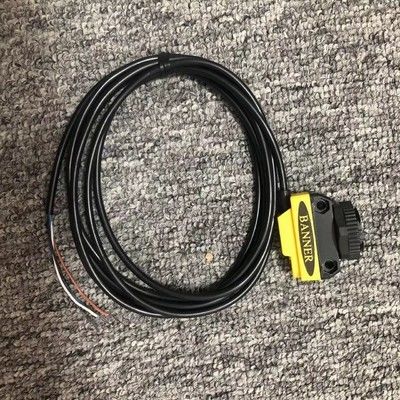 جهاز استشعار ضوئي كهربائي QS18VP6D المنتشر مع نطاق استشعار 450 مم IP67 NEMA 6 خروج PNP المسموح به و المكمل