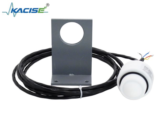 KWL801 مستشعر مستوى المياه الراداري غير التلامسي بنطاق تردد 76 جيجاهرتز - 81 جيجاهرتز، نطاق قياس 65 مترًا ودقة ±1 مم