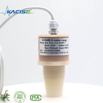 يستخدم جهاز الاستشعار بالموجات فوق الصوتية KUS600 المصنوع من مواد PVDF / PTFE لقياس المسافة ومستوى السائل.
